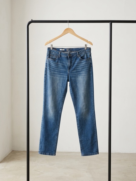Kut from the Kloth Denim - KUT from the Kloth Carrie Boyfriend Jeans Medium Wash - Size 16